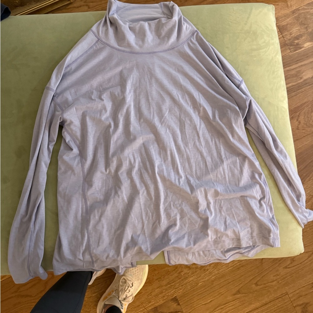 Lulu Lemon long sleeve workout top